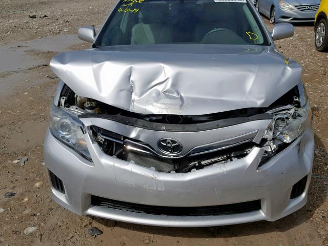 4T1BB3EK5BU126778 - 2011 TOYOTA CAMRY HYBR SILVER photo 9