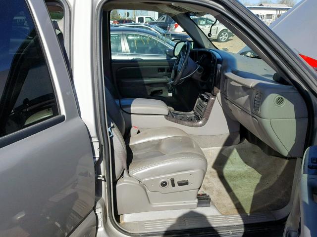 1GKEK63U94J230609 - 2004 GMC YUKON DENA CREAM photo 5