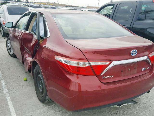 4T1BD1FK6HU214874 - 2017 TOYOTA CAMRY HYBR RED photo 3