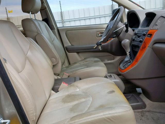 JTJGF10U710092230 - 2001 LEXUS RX 300 GOLD photo 5