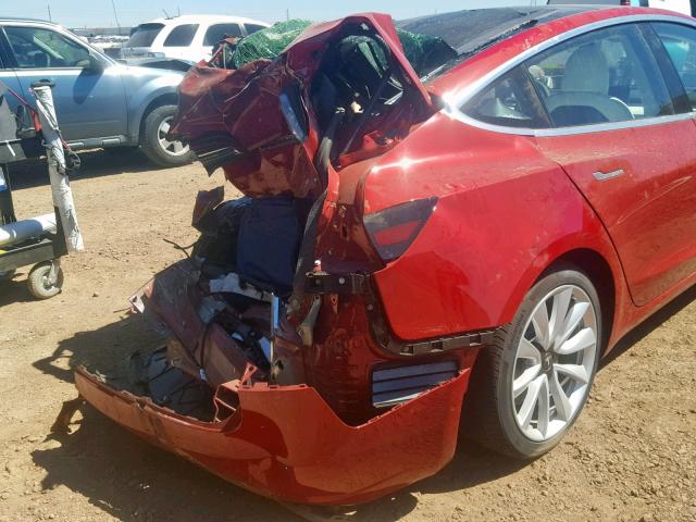 5YJ3E1EB2JF113000 - 2018 TESLA MODEL 3 RED photo 10