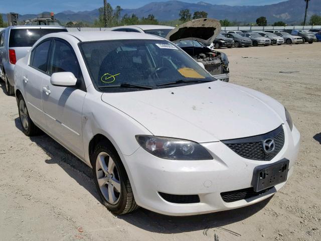 JM1BK32G261478163 - 2006 MAZDA 3 I WHITE photo 1