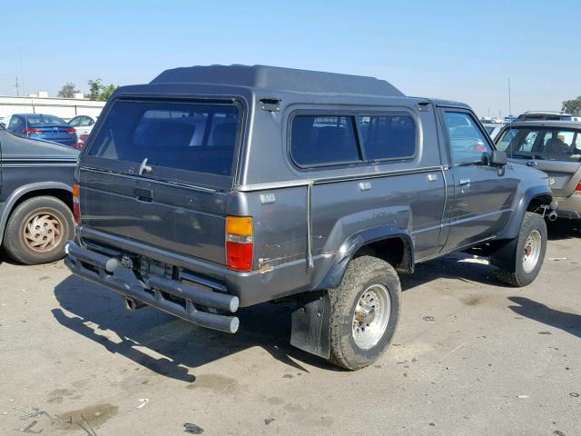 JT4RN63A8J0214672 - 1988 TOYOTA PICKUP RN6 GRAY photo 4