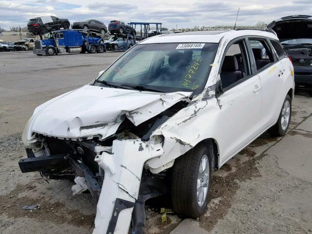 2T1KR32E73C029823 - 2003 TOYOTA MATRIX XR WHITE photo 2