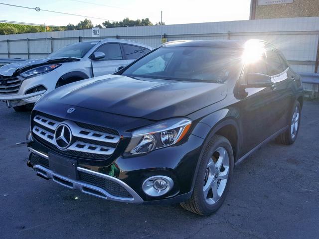 WDCTG4GB3KU009000 - 2019 MERCEDES-BENZ GLA 250 4M BLACK photo 2