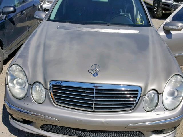 WDBUF76J26A856930 - 2006 MERCEDES-BENZ E 55 AMG GRAY photo 7