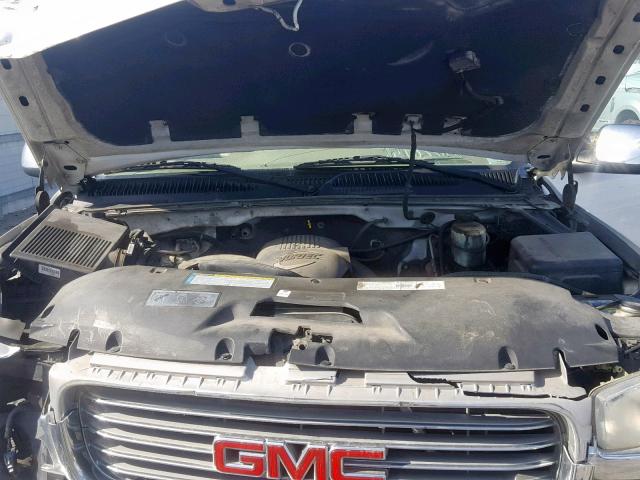 1GTHC23U21F129005 - 2001 GMC SIERRA C25 WHITE photo 7