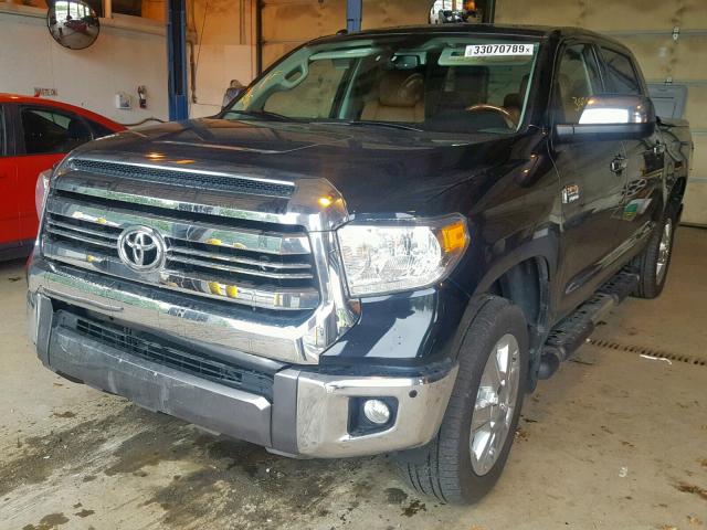 5TFAY5F10GX490242 - 2016 TOYOTA TUNDRA CRE BLACK photo 2