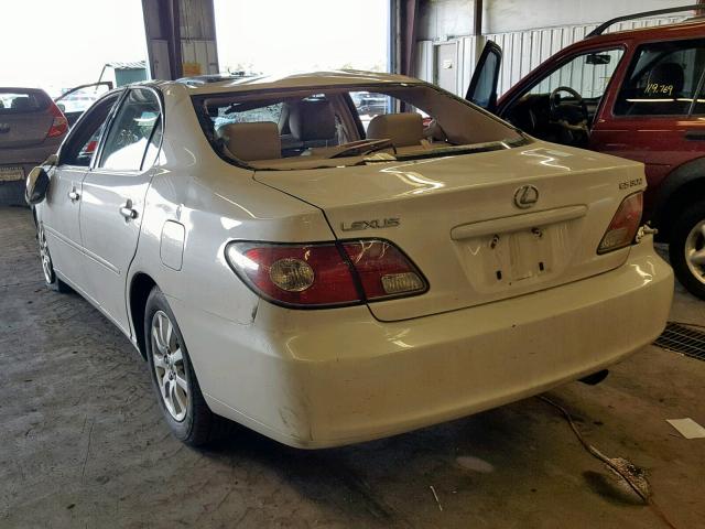 JTHBF30G025015611 - 2002 LEXUS ES 300 WHITE photo 3