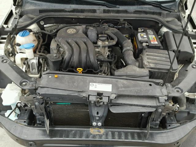 3VW2K7AJ8BM364800 - 2011 VOLKSWAGEN JETTA BASE Արծաթագույն լուսանկար 7