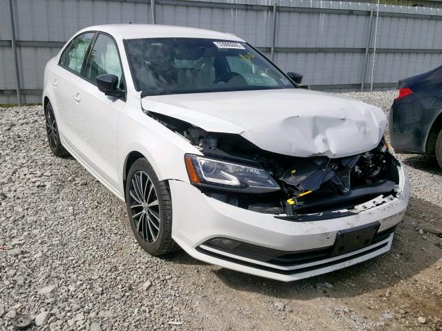 3VWD17AJ3GM415865 - 2016 VOLKSWAGEN JETTA SPOR WHITE photo 1