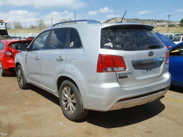 5XYKWDA28BG161031 - 2011 KIA SORENTO SX SILVER photo 3