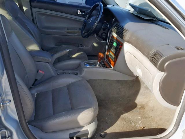 WVWTH63B02P246871 - 2002 VOLKSWAGEN PASSAT GLX 蓝色 照片 5