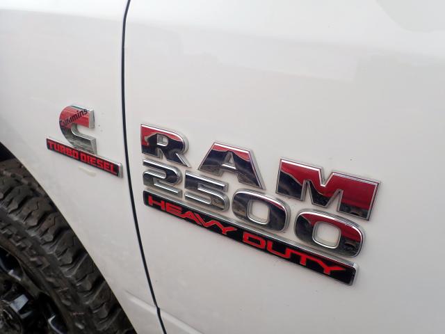 3C6UR5DL8HG782233 - 2017 RAM 2500 SLT WHITE photo 9