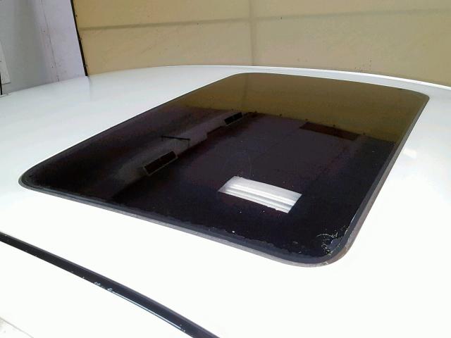 1G1ZE5E77BF113206 - 2011 CHEVROLET MALIBU LTZ 白色 照片 9