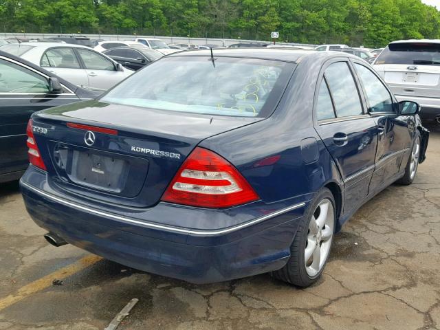 WDBRF40J05A790518 - 2005 MERCEDES-BENZ C 230K SPO BLUE photo 4