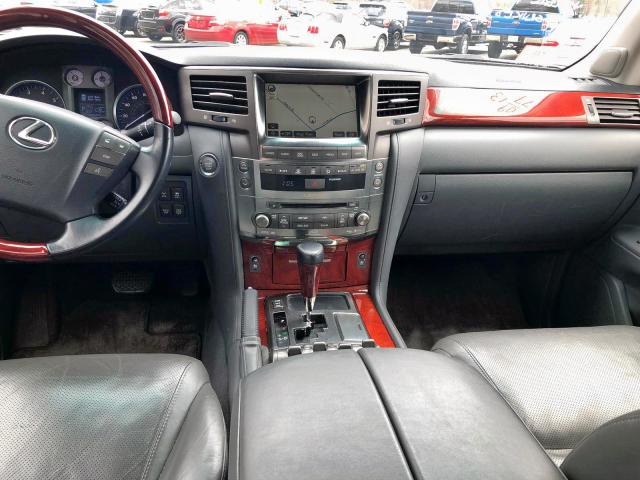 JTJHY00WX94024955 - 2009 LEXUS LX 570 SILVER photo 5