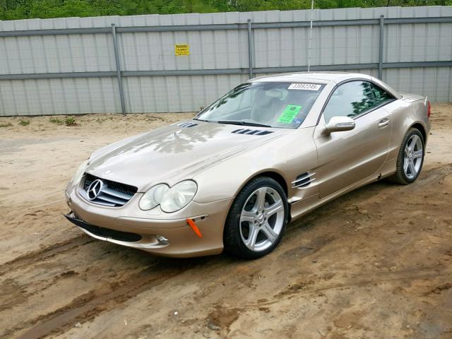 WDBSK75F83F028346 - 2003 MERCEDES-BENZ SL 500R TAN photo 2