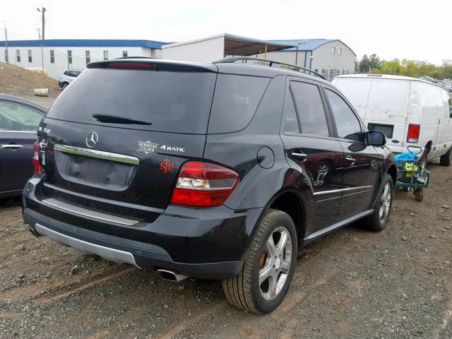 4JGBB86EX8A420645 - 2008 MERCEDES-BENZ ML 350 BLACK photo 4