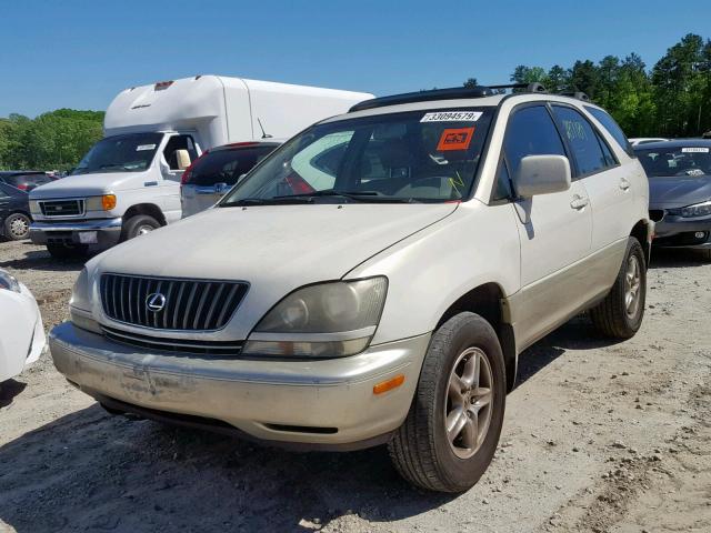 JT6HF10U5Y0143135 - 2000 LEXUS RX 300 WHITE photo 2