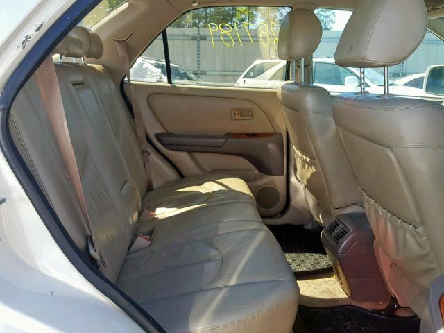 JT6HF10U5Y0143135 - 2000 LEXUS RX 300 WHITE photo 6