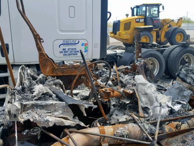 1XKADU9XD4J062227 - 2004 KENWORTH CONSTRUCTI BURN photo 5