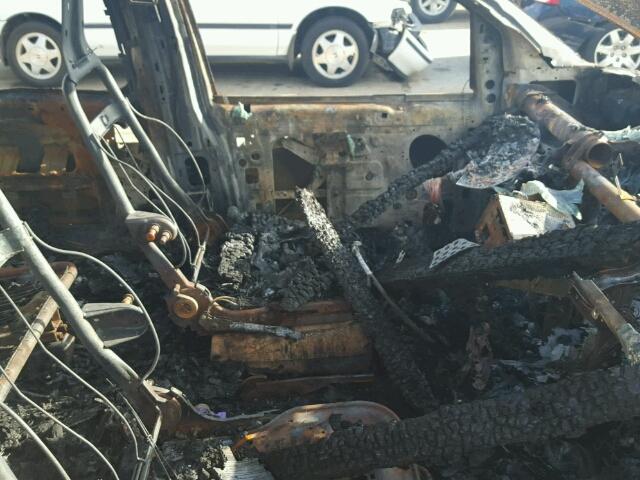 2FMZA506X5BA46779 - 2005 FORD FREESTAR S BURN photo 5