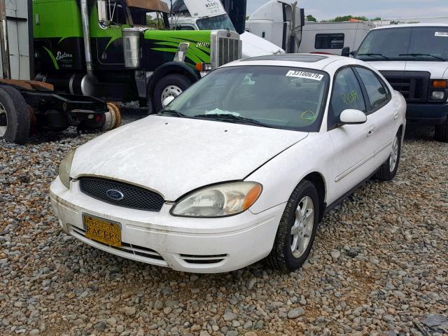 1FAFP56235A266695 - 2005 FORD TAURUS SEL WHITE photo 2