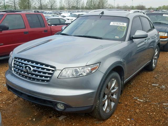 JNRBS08W24X401400 - 2004 INFINITI FX45 GRAY photo 2