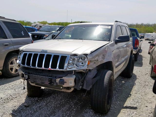 1J8HS48P77C552540 - 2007 JEEP GRAND CHER GOLD photo 2