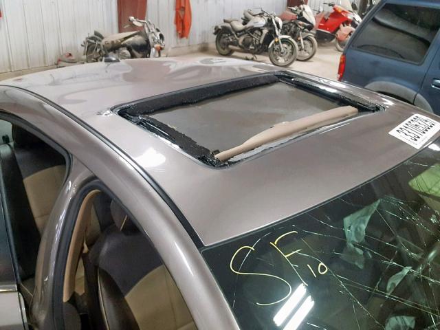 1G1ZE5E73AF268155 - 2010 CHEVROLET MALIBU LTZ 棕色 照片 9