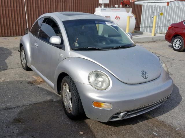 3VWCD21C0YM447181 - 2000 VOLKSWAGEN NEW BEETLE Gümüş foto 1