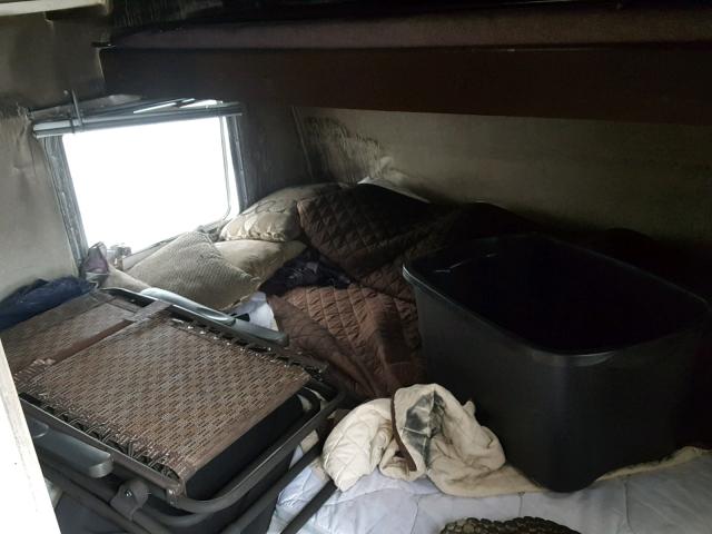 4YDT23R215G911964 - 2005 OUTB TRAVEL TRL WHITE photo 5