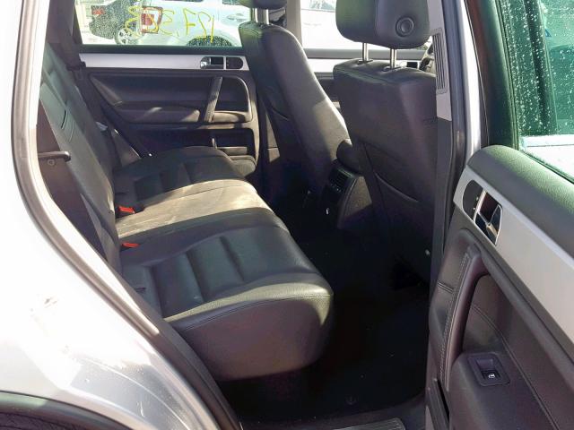 WVGBE77L58D045079 - 2008 VOLKSWAGEN TOUAREG 2 SILVER photo 6