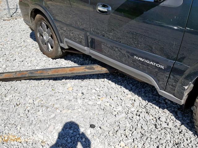 5LMFU27R33LJ26010 - 2003 LINCOLN NAVIGATOR 绿色 照片 9