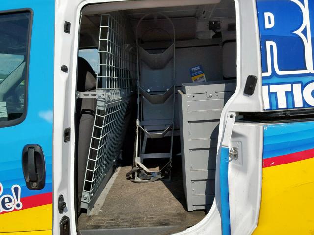 ZFBERFAB7J6K48942 - 2018 RAM PROMASTER 双色 照片 6