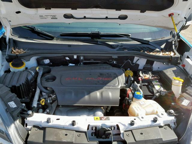 ZFBERFAB7J6K48942 - 2018 RAM PROMASTER 双色 照片 7