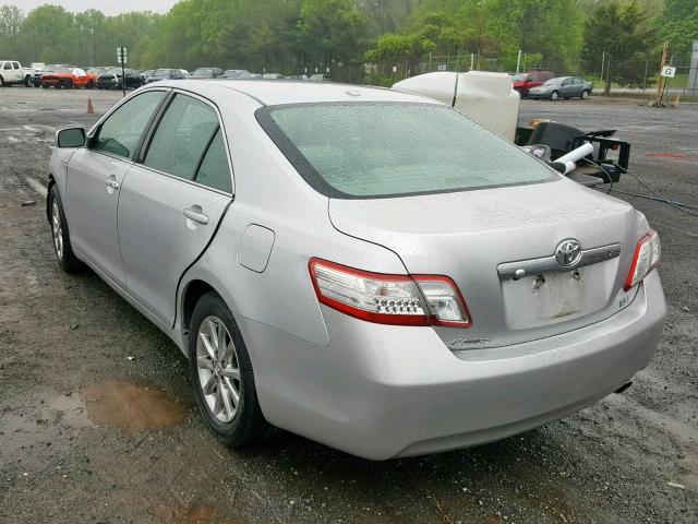 4T1BB3EKXBU132544 - 2011 TOYOTA CAMRY HYBR SILVER photo 3