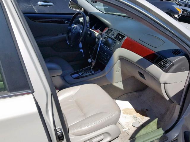 JTHBF30G425019273 - 2002 LEXUS ES 300 CREAM photo 5