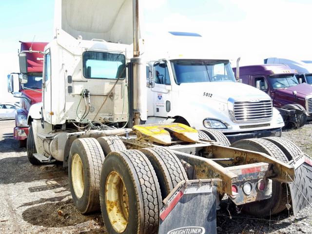 1FUJA6AV53LL08114 - 2003 FREIGHTLINER CONVENTION WHITE photo 3