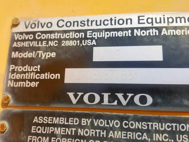 L9DEV67183 - 2005 VOLVO L90E YELLOW photo 10