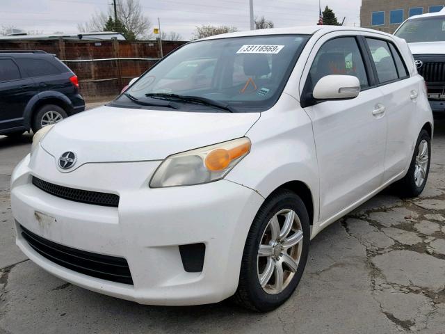 JTKKU104X8J003511 - 2008 TOYOTA SCION XD WHITE photo 2