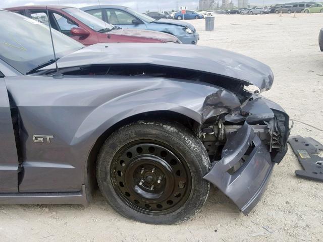 1ZVFT82H165160481 - 2006 FORD MUSTANG GT GRAY photo 9