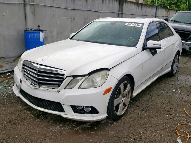 WDDHF5GB6AA125057 - 2010 MERCEDES-BENZ E 350 WHITE photo 2