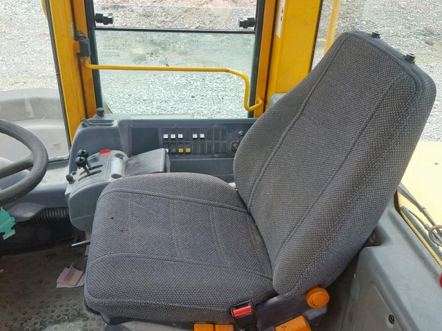 L90DV64292 - 2000 VOLVO L90D YELLOW photo 5