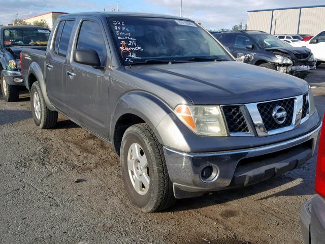 1N6AD07U88C406469 - 2008 NISSAN FRONTIER C GRAY photo 1