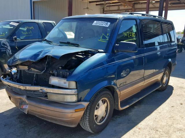 1GNDM19W41B111361 - 2001 CHEVROLET ASTRO GREEN photo 2