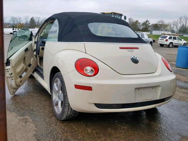 3VWSF31Y47M406560 - 2007 VOLKSWAGEN NEW BEETLE კრემისფერი ფოტო 3