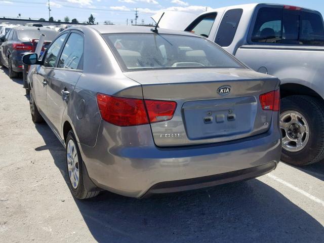 KNAFU4A29C5565003 - 2012 KIA FORTE EX GRAY photo 3