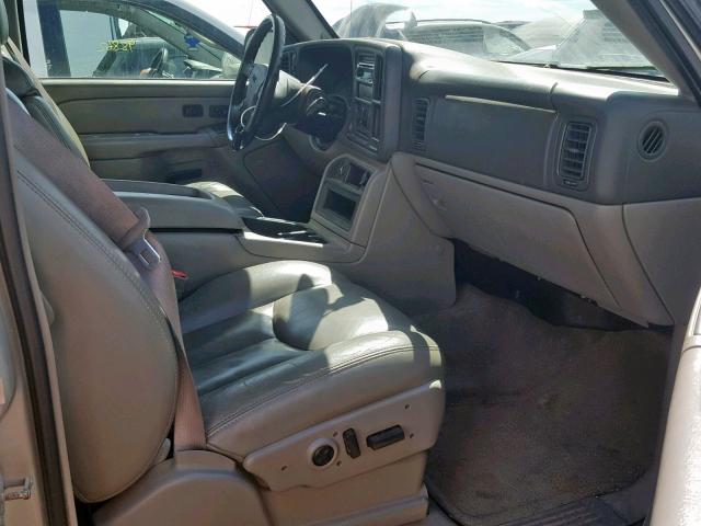 1GKEK13T14J214995 - 2004 GMC YUKON SILVER photo 5